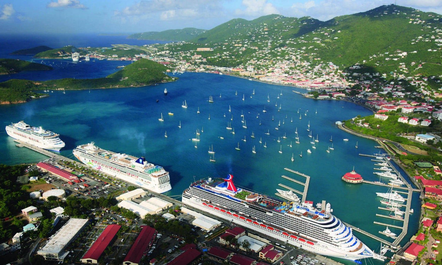 Private Scenic Tours on St Thomas USVI Island with friendly AMEER.